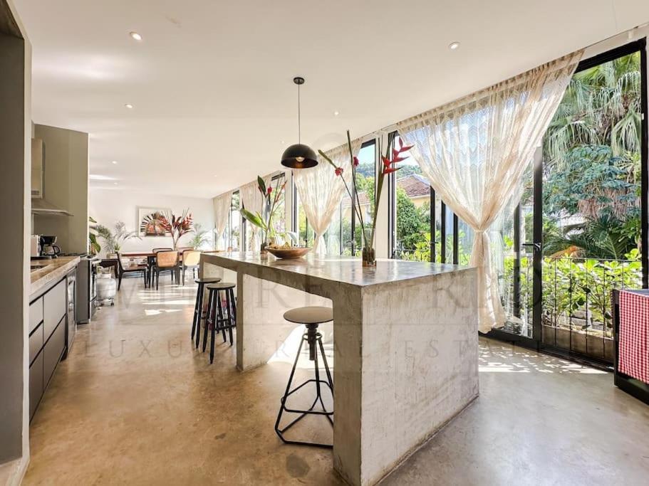 Villa Amorim - Art Residency *